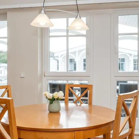 411, Seepark Apartment