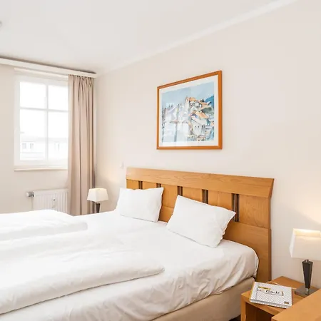 411, Seepark Apartment